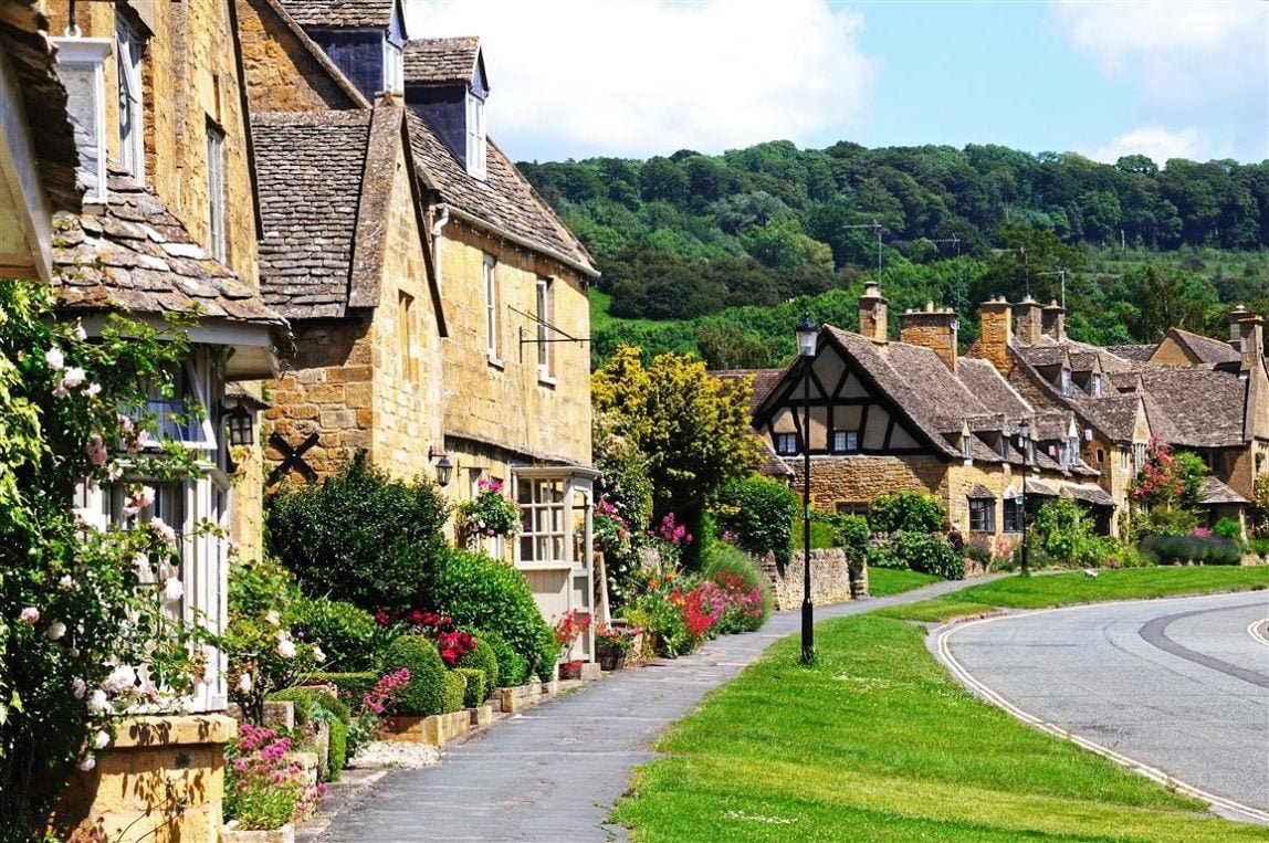 Ancient town of Moreton, the gateway to the Cotswold