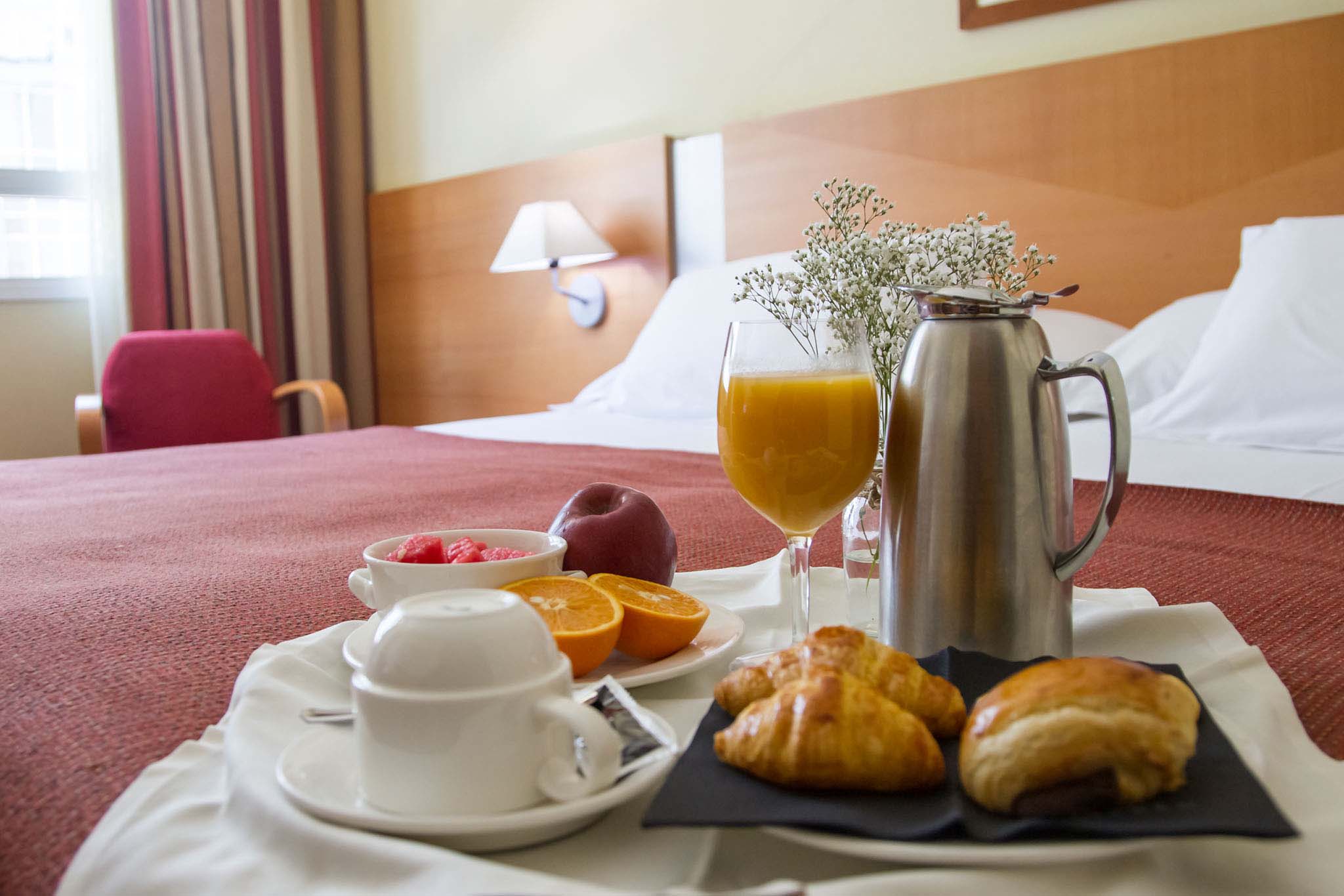 Leon Hotel Breakfast